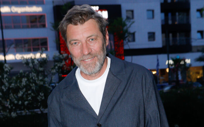 941d4656e340c556f8939a003252f548 L.jpg