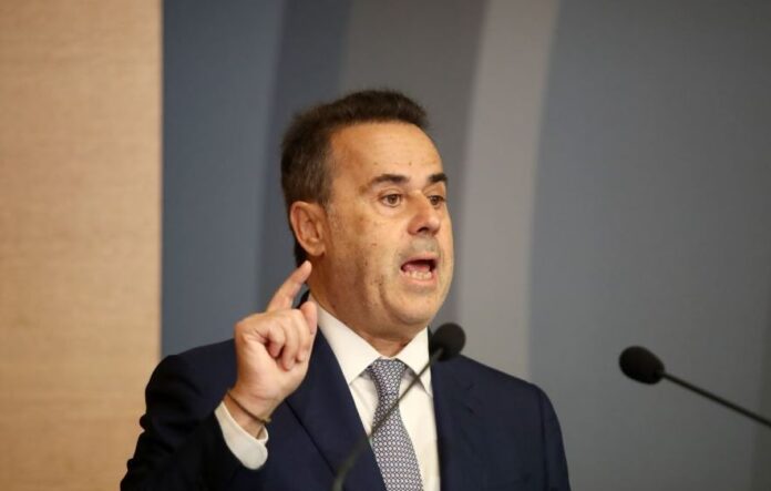 Stavros Papastavrou 1.jpg Stavros Papastavrou 1.jpg