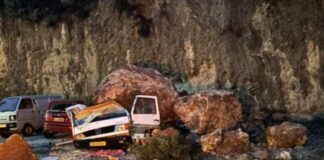 aftokinita vraxia 1200x630.jpg