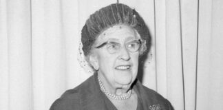 agatha christie 1200x630.jpg