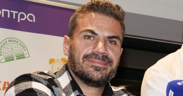 akis petretzikis ndp 1200x630.jpg
