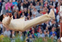 bad bunny3 1200x630.jpg