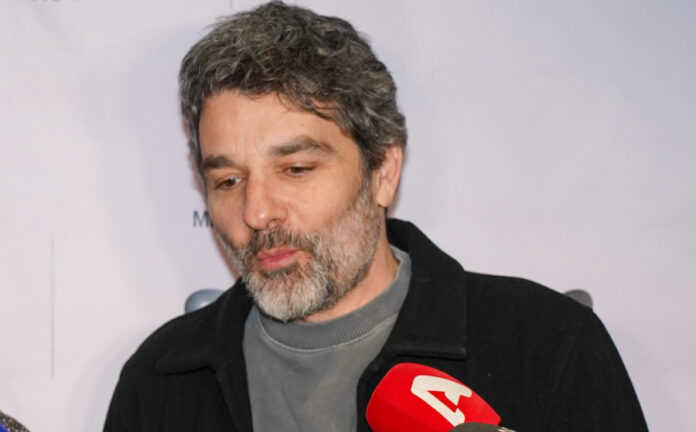 bbc4a727582dcb9f54cc7037fb54db0b L.jpg