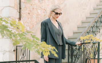 bcf37ef8e6172693a5f697a6d46451aa L.jpg