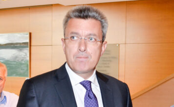 be32cbff97d07663c15ac36214520f9c L.jpg