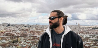 c908ab42d222f37ac0ba5519b0c133d7 L.jpg