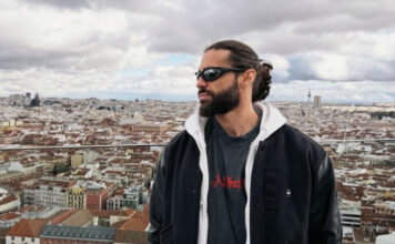 c908ab42d222f37ac0ba5519b0c133d7 L.jpg