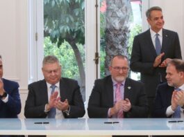 Συμφωνία της Ελλάδας με τη Chevron και την Helleniq Energy: Έπεσαν οι υπογραφές παρουσία Μητσοτάκη chevron ipografes3 1200x630.jpg