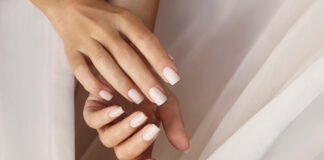 creamy vanilla gloss nails 1024x683.jpg