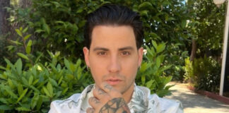 d813f90ce32b381a0fd1e51f6e5ded7d L.jpg