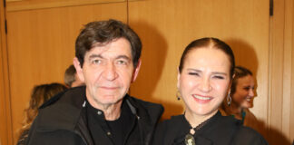 d8416d5b31fbc05f674ad0c1bf6c3812 L.jpg