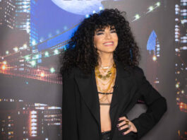 Μαρία Σολωμού: «Αν έμενα με έναν άντρα 10 χρόνια θα είχα κρεμαστεί απ' το ταβάνι. Το έχω προσπαθήσει, μόνο που δεν τρελάθηκα!» dcec6baa6610c348f48393ba0176a0a2 L.jpg