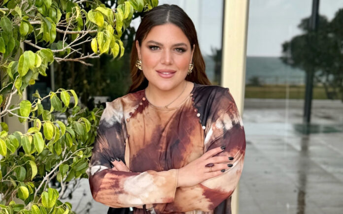 e13b0c5765993b12bab0ee9754cabf34 L.jpg