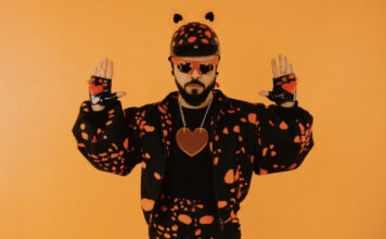 e52cfc3a3b95f5c1e809b4587b09d395 L.jpg