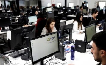 ergazomenoi grafeio reuters scal 1 1200x630.jpg