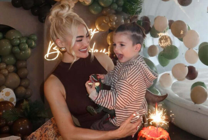 f083b1fdb34c7710c6557fab7ad5cd05 L.jpg