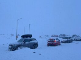 Δράμα: Πάνω από 100 άτομα έχουν εγκλωβιστεί στο χιονοδρομικό κέντρο Φαλακρού, ανάμεσά τους και ένα βρέφος falakro drama 1200x630.jpg