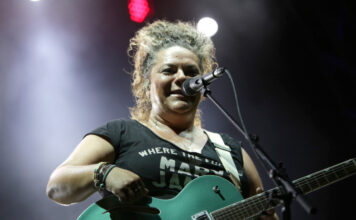 fb1e23456d59d7953f2550654065f905 L.jpg