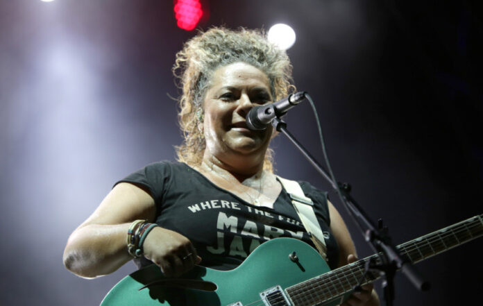 fb1e23456d59d7953f2550654065f905 L.jpg