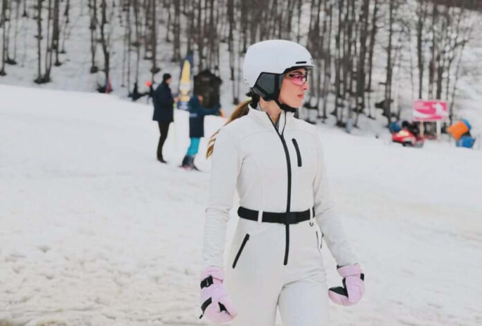 fc09b3b54c91b5c61c48a6a18b62ef83 L.jpg fc09b3b54c91b5c61c48a6a18b62ef83 L.jpg