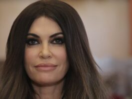 Η Κίμπερλι Γκιλφόιλ «έβγαλε» είδηση: Γνωρίζω ότι ο Ντόναλντ Τραμπ θα έρθει στην Ελλάδα – Υπέροχη Πρώτη Κυρία η Μελάνια gilfoil 1200x630.jpg