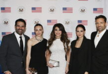 Η «λαμπερή» πρεμιέρα της «Melania» – Οικοδέσποινα η Κίμπερλι Γκλιφόιλ, ποιοι παρευρέθηκαν στο Κέντρο Αθηνών gkilfoil arguros 1200x630.jpg