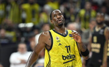 heis davis eurokinissi 1200x630.jpg