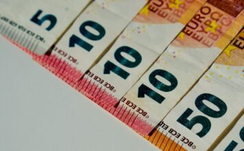 katwtatos misthos 1.jpg