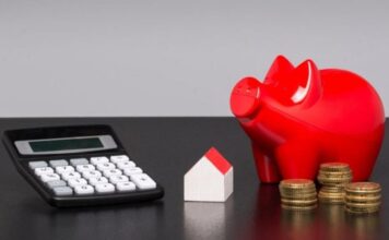 kokkina daneia 1.jpg