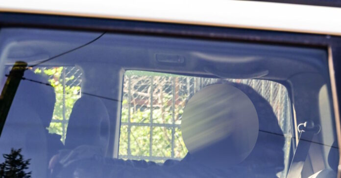 manatzer katadioxi 1200x630.jpg