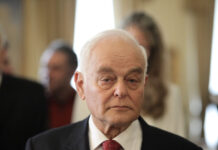 manitakis 1200x630.jpg