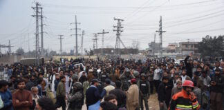 pakistan suicide explosion mosque reuters 3 1200x630.jpg