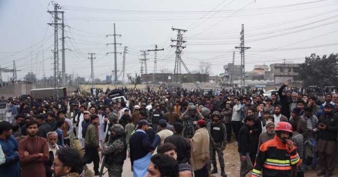 pakistan suicide explosion mosque reuters 3 1200x630.jpg