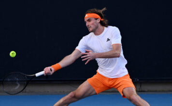 stefanos tsitsipas reuters 1200x630.jpg