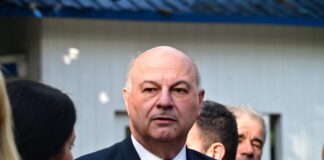 tsiaras 1200x630.jpg