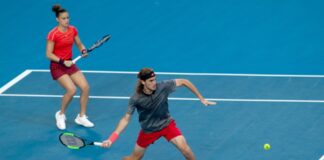 tsitsipas sakkari ape.jpg