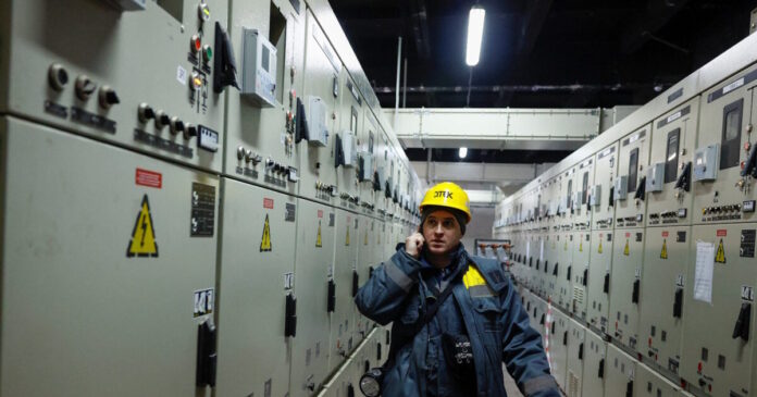 ukraine energy worker reuters 1200x630.jpg
