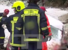 Αγωνιώδης επιχείρηση διάσωσης στον Χορτιάτη: Το αυτοκίνητο που οδηγούσε ηλικιωμένος κρεμόταν από γκρεμό δίπλα σε ρέμα xortiatis diasosi 1 1200x630.jpg