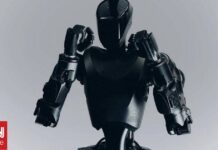 01fbd884 robot phantom og.jpg