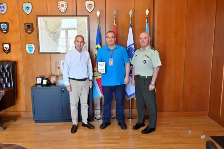 ΥΠΟΥΡΓΕΙΟ ΕΘΝΙΚΗΣ ΑΜΥΝΑΣ ΜΕ ΥΦΥΠΟΥΡΓΟ ΔΑΒΑΚΗ