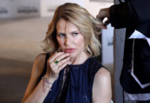 Τζένη Μπαλατσινού: «Μετά το διαζύγιο, άλλαξε ο τρόπος που με έβλεπαν ακόμα και στη δουλειά μου» 22d21378e0d1f7865a99798f4c9f366d L.jpg