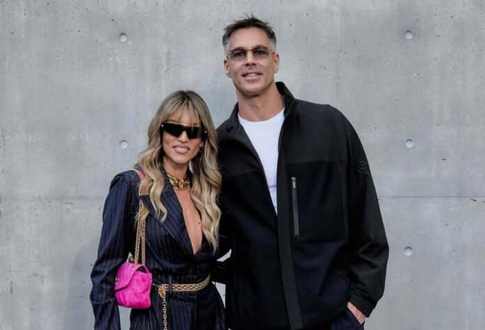 2b1e05b249e853857a3cbe06ab05cb7f L.jpg