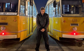 357f0da96f45d4df8f1ea7a5b318ff80 L.jpg