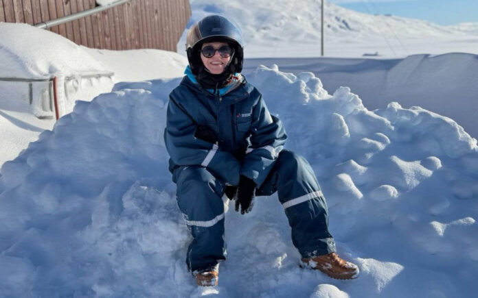 44a77e69c5913c3a4f8554641ca812f2 L.jpg