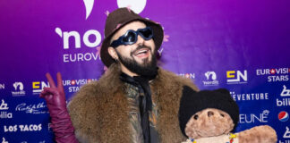 44b9b9c4bd132e9b93179922b442bbcd L.jpg