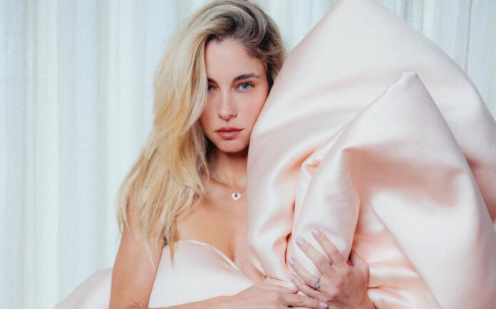 4b8ccb73fa5ccb663383f8a11ab00373 L.jpg