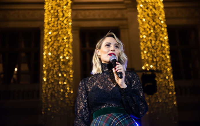 519721218178f6fbd8ef3c38e3029ad7 L.jpg