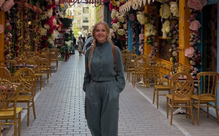 5cb3b4b5d2f2ba49b1660bee76573708 L.jpg