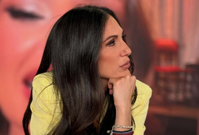 7f047d1680e11a4138ee3bf74bd123e3 L.jpg