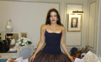 832d4f4b7458345a43d3de58b44667ee L.jpg